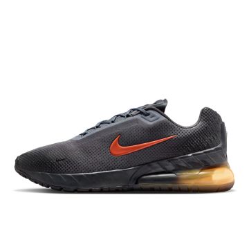 Nike Side Step | Online Store | Side Step Footwear