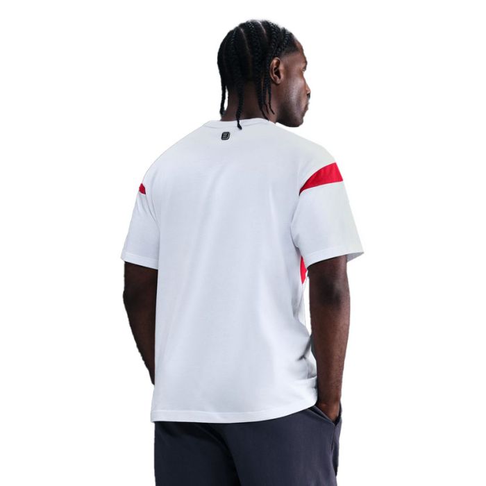 nike t shirts at sportscene